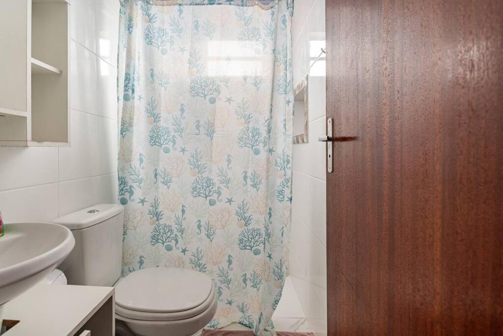 Lindo Estudio Na Praia, Guarda Do Embau Sc Apartment