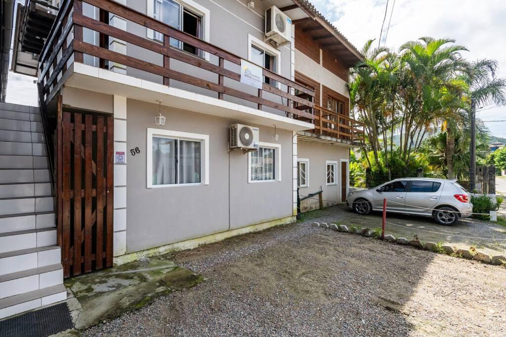 Apartment Lindo Estudio Na Praia, Guarda Do Embau Sc